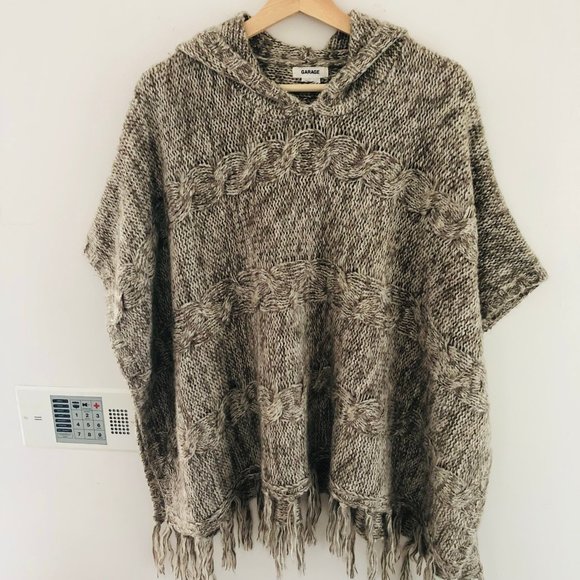 NWOT, Garage Hooded Knit Poncho Size S - Picture 3 of 17